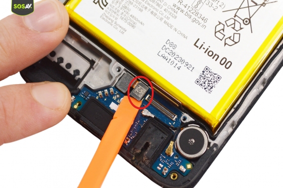 Guide photos remplacement connecteur de charge Moto G84 (Etape 7 - image 2)