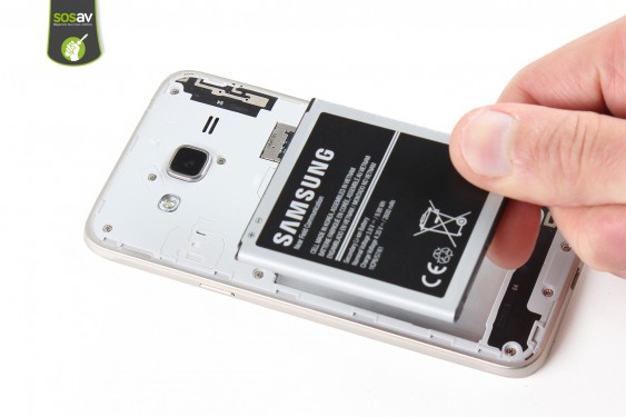 Guide photos remplacement batterie Samsung Galaxy J3 2016 (Etape 3 - image 4)
