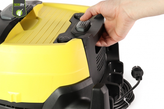 Guide photos remplacement bouton on/off Aspirateur Karcher WD 6 P Premium (Etape 7 - image 1)