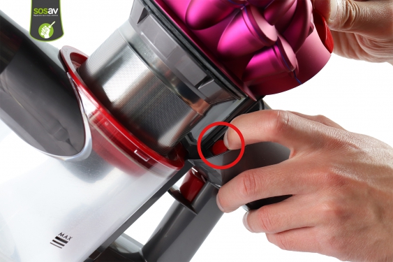 Guide photos remplacement bac à poussière Aspirateur Dyson V7 Trigger (Etape 5 - image 1)