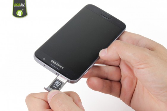 Guide photos remplacement connecteur de charge Samsung Galaxy S7 (Etape 3 - image 1)