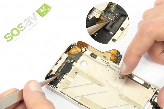 Guide photos remplacement connecteur de charge (dock) iPhone 4 (Etape 28 - image 2)