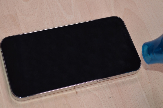 Guide photos remplacement ecran iPhone 13 Pro Max (Etape 3 - image 1)
