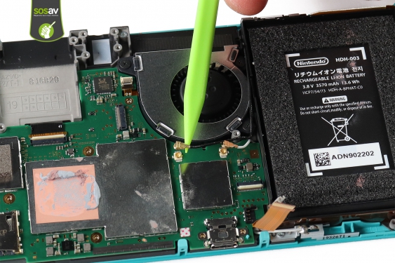 Guide photos remplacement antenne wifi inférieure Nintendo Switch Lite (Etape 17 - image 4)