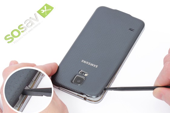 Guide photos remplacement connecteur de charge Samsung Galaxy S5 (Etape 2 - image 2)