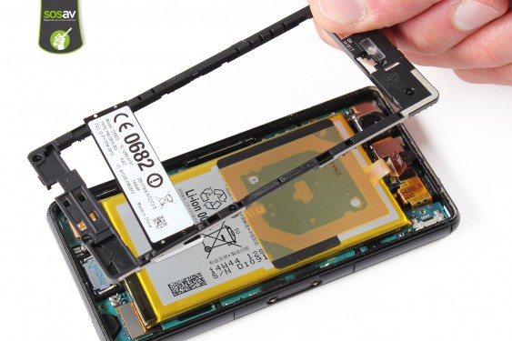 Guide photos remplacement caméra arrière Xperia Z3 Compact (Etape 9 - image 2)