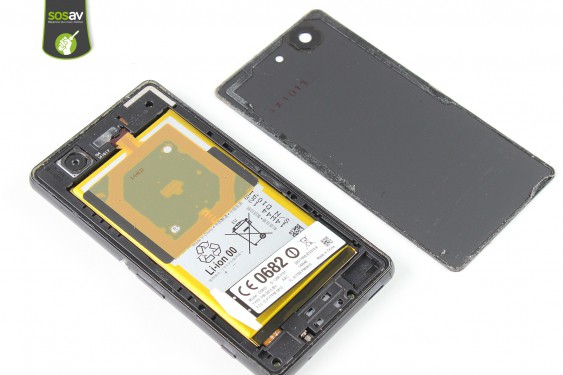 Guide photos remplacement batterie Xperia Z3 Compact (Etape 9 - image 3)