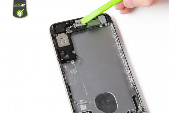 Guide photos remplacement connecteur de charge iPhone 6S Plus (Etape 41 - image 1)
