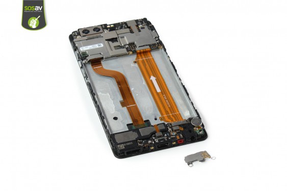 Guide photos remplacement nappe de liaison connecteur de charge Huawei P9 (Etape 18 - image 4)