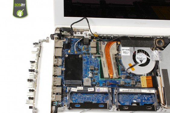 Guide photos remplacement connecteur batterie Macbook Core 2 Duo (A1181 / EMC2200) (Etape 15 - image 1)