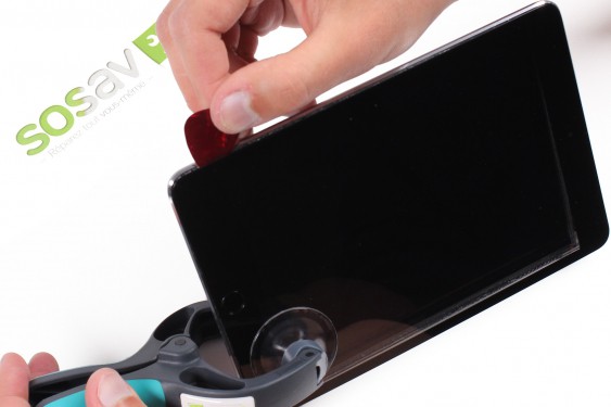 Guide photos remplacement vitre tactile et bouton home iPad Mini 3 WIFi (Etape 5 - image 4)