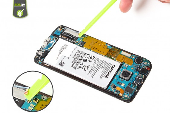 Guide photos remplacement câble d'interconnexion de l'antenne bluetooth Samsung Galaxy S6 Edge (Etape 7 - image 4)