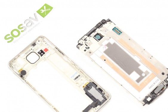 Guide photos remplacement vibreur Samsung Galaxy Alpha (Etape 12 - image 4)