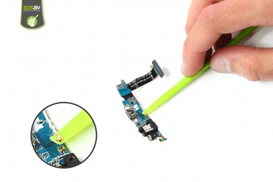 Guide photos remplacement connecteur de charge Samsung Galaxy S6 Edge (Etape 15 - image 2)