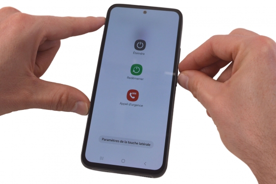Guide photos remplacement connecteur de charge Galaxy A54 (Etape 1 - image 2)