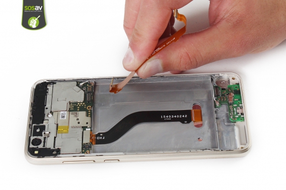 Guide photos remplacement nappe de liaison du connecteur de charge Huawei P8 Lite 2017 (Etape 21 - image 3)