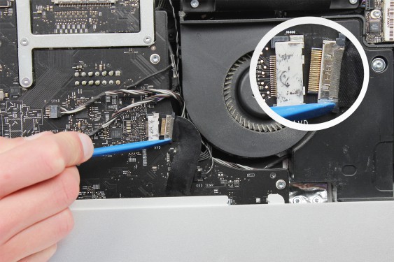 Guide photos remplacement ventilateur du disque dur iMac 27" fin 2009 (EMC 2309 et 2374) (Etape 25 - image 3)