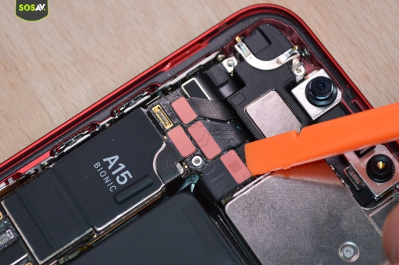 Guide photos remplacement connecteur de charge iPhone 13 Mini (Etape 11 - image 3)