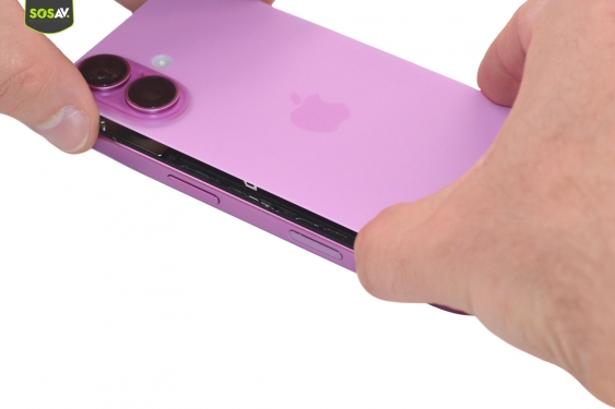 Guide photos remplacement batterie iPhone 16 (Etape 3 - image 4)