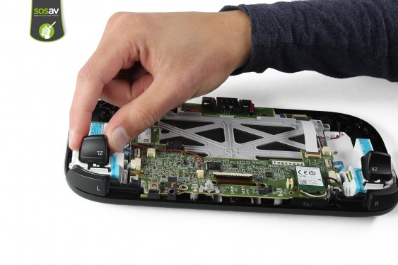 Guide photos remplacement flèche directionnelle gauche Gamepad Wii U (Etape 13 - image 1)