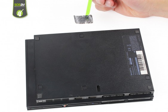 Guide photos remplacement nappe de liaison de la carte des boutons / capteur infrarouge Playstation 2 Slim (Etape 1 - image 4)