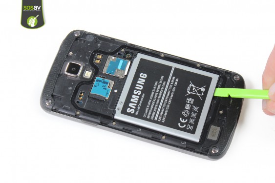Guide photos remplacement connecteur de charge  Samsung Galaxy S4 Active (Etape 3 - image 1)