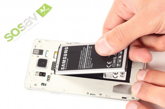 Guide photos remplacement bouton power Samsung Galaxy Alpha (Etape 3 - image 3)
