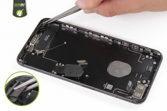 Guide photos remplacement châssis complet iPhone 7 Plus (Etape 38 - image 2)