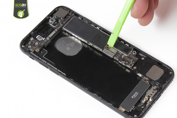 Guide photos remplacement nappe power, vibreur, volume, flash et micro externe iPhone 7 (Etape 31 - image 1)