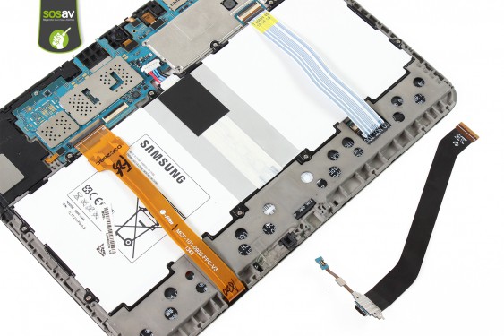 Guide photos remplacement connecteur de charge Galaxy Tab 3 10.1 (Etape 19 - image 1)