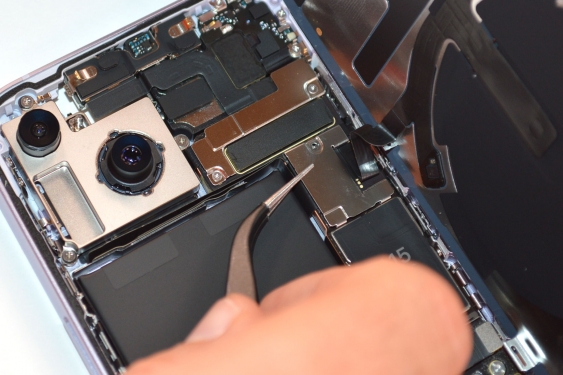 Guide photos remplacement caméras arrière iPhone 14 (Etape 5 - image 2)