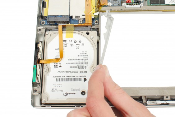 Guide photos remplacement disque dur mécanique vers ssd Macbook Pro 17"  Modèles A1151, A1212, 1229 & A1261 (Etape 18 - image 2)