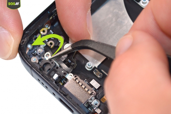 Guide photos remplacement connecteur de charge iPhone 15 Pro (Etape 23 - image 2)
