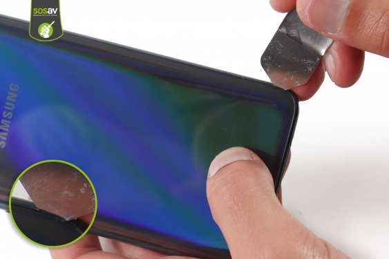 Guide photos remplacement batterie Galaxy A70 (Etape 4 - image 2)