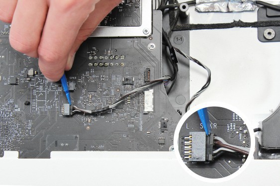 Guide photos remplacement haut-parleur gauche iMac 27" fin 2009 (EMC 2309 et 2374) (Etape 48 - image 1)