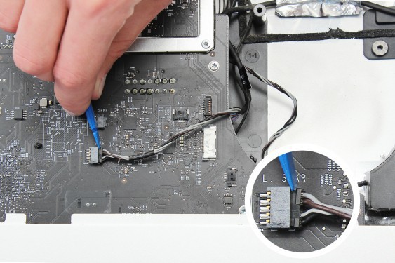 Guide photos remplacement carte mère iMac 27" fin 2009 (EMC 2309 et 2374) (Etape 49 - image 1)