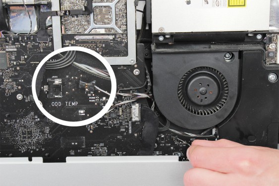 Guide photos remplacement ventilateur du disque dur iMac 27" fin 2009 (EMC 2309 et 2374) (Etape 19 - image 1)