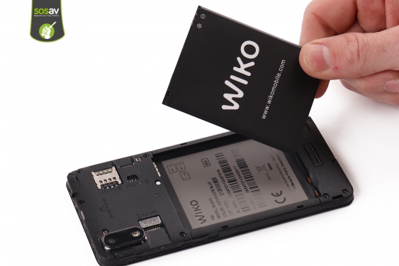 Guide photos remplacement batterie Wiko Y60 (Etape 4 - image 3)