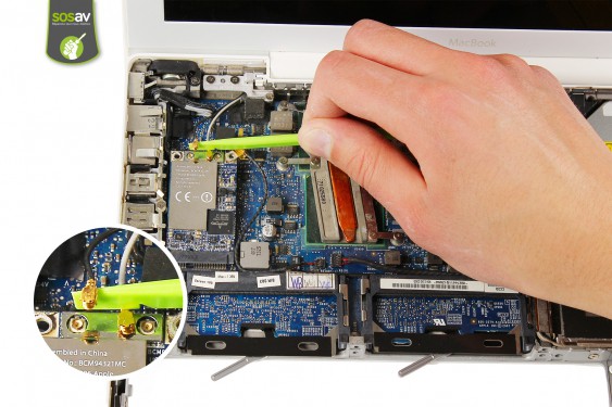 Guide photos remplacement haut-parleur gauche Macbook Core 2 Duo (A1181 / EMC2200) (Etape 11 - image 2)