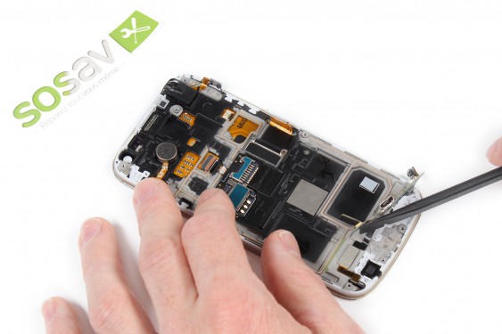 Guide photos remplacement connecteur de charge Samsung Galaxy S4 mini (Etape 23 - image 4)