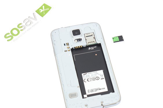 Guide photos remplacement connecteur de charge Samsung Galaxy S5 (Etape 7 - image 4)