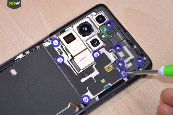 Guide photos remplacement vitre arrière Galaxy S21 Ultra (Etape 5 - image 1)