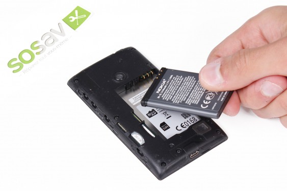 Guide photos remplacement carte sim Lumia 520 (Etape 4 - image 4)