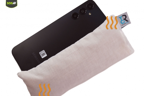 Guide photos remplacement batterie Galaxy A05s (Etape 2 - image 2)