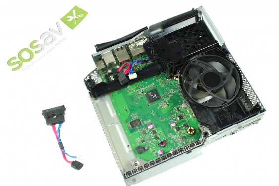 Guide photos remplacement câble de données du lecteur dvd Xbox 360 S (Etape 39 - image 1)