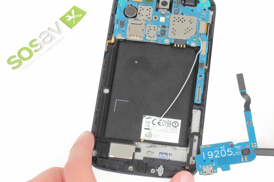 Guide photos remplacement connecteur de charge Samsung Galaxy Mega (Etape 11 - image 4)