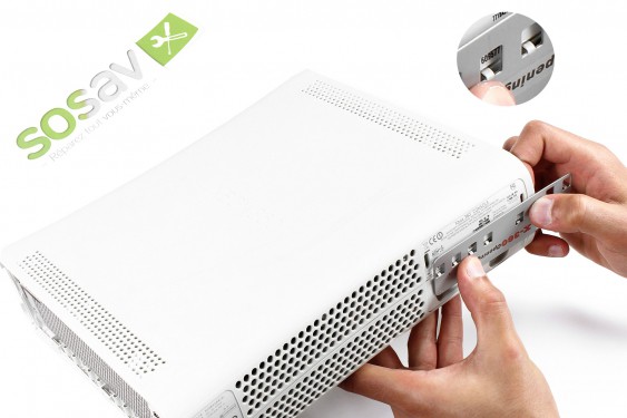 Guide photos remplacement bouton d'éjection du lecteur dvd Xbox 360 (Etape 18 - image 3)