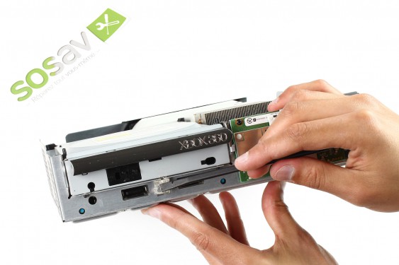 Guide photos remplacement câble d'alimentation du lecteur dvd Xbox 360 (Etape 28 - image 3)