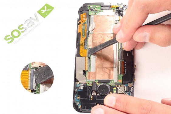 Guide photos remplacement nappe de liaision principale de la carte fille HTC one M8 (Etape 11 - image 2)