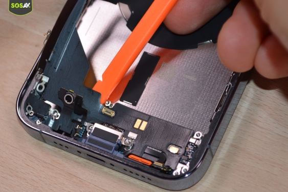 Guide photos remplacement connecteur de charge iPhone 13 Pro (Etape 16 - image 3)